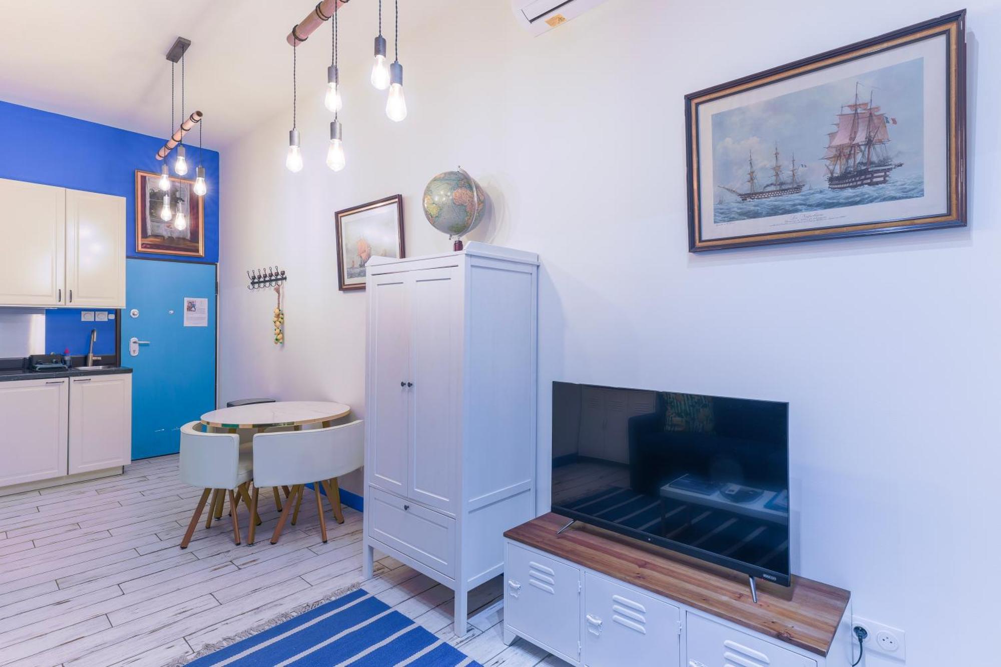 Studio Travel 24M2, 120M Vieux-Port ,Clim , Wifi ,Acces Autonome Avec Code Marselha Exterior foto